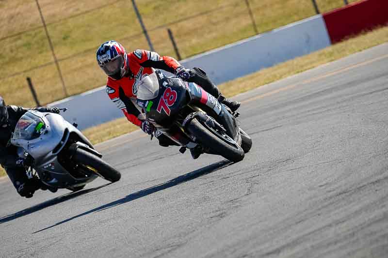 donington no limits trackday;donington park photographs;donington trackday photographs;no limits trackdays;peter wileman photography;trackday digital images;trackday photos